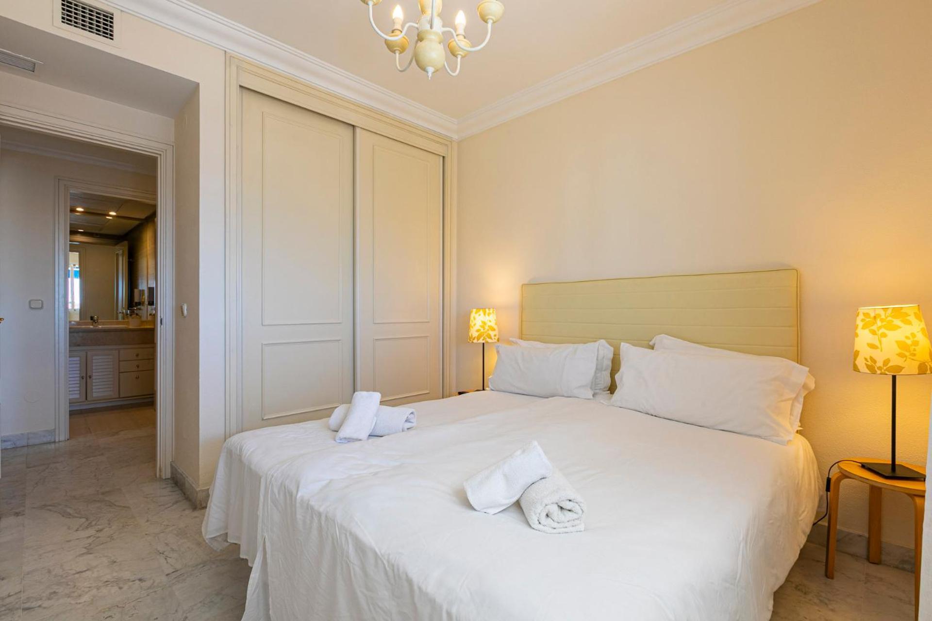 Puerto Banus, Marina Banus, 2Br, 2Bth, Seaviews And Parking Lejlighed Marbella Eksteriør billede